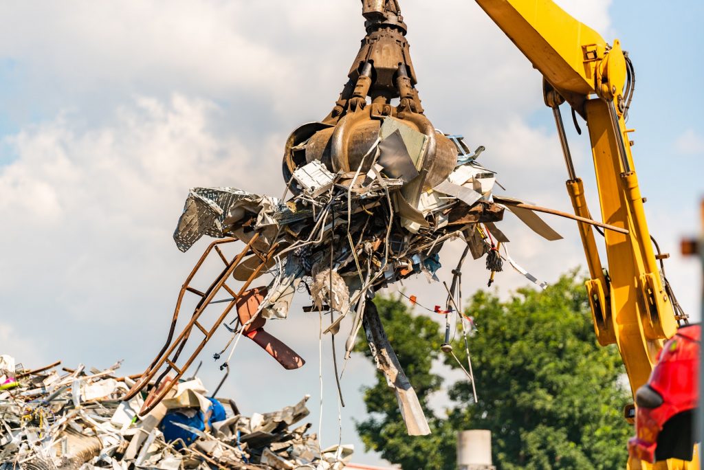Close-up of a crane for recycling metallic waste